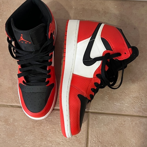 Air Jordan 1 “Rare Air” Max Orange Size 6.5Y - Picture 12 of 16